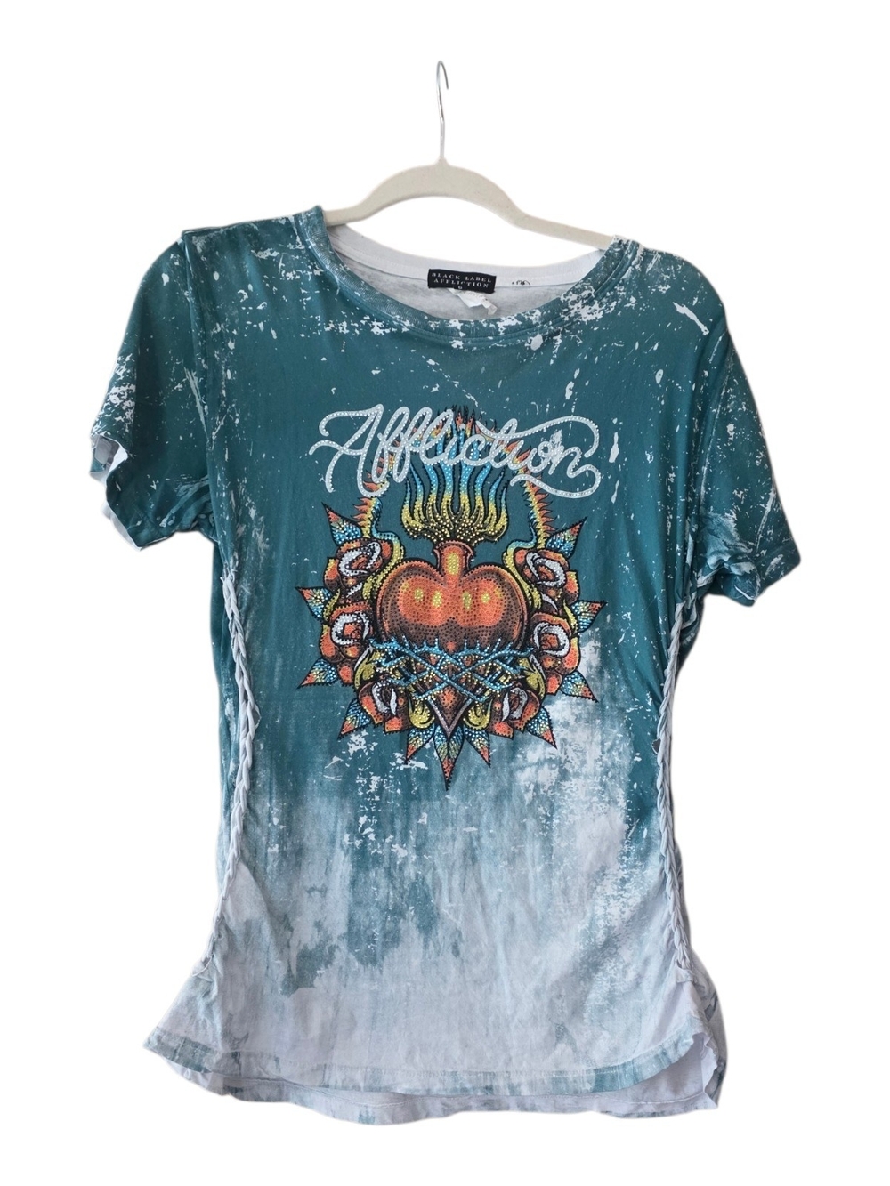 Affliction Black Label Eternal Oil Shirt Women’s Rhinestone Graphic Size Large. 
